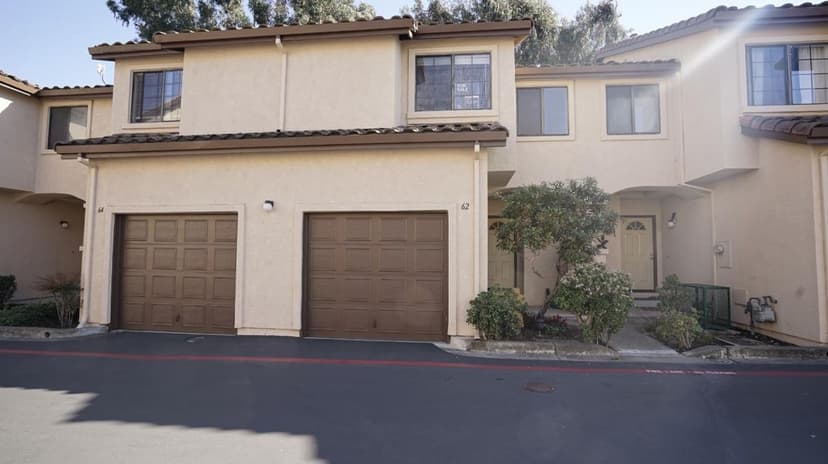 62 Washington Square Drive - Photo 1 of 8