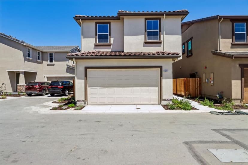 2221 Daisy Drive - Photo 1 of 8