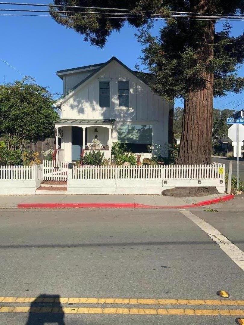 529 Capitola Avenue - Photo 1 of 4