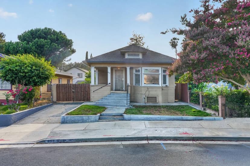 857 Delmas Avenue - Photo 1 of 8