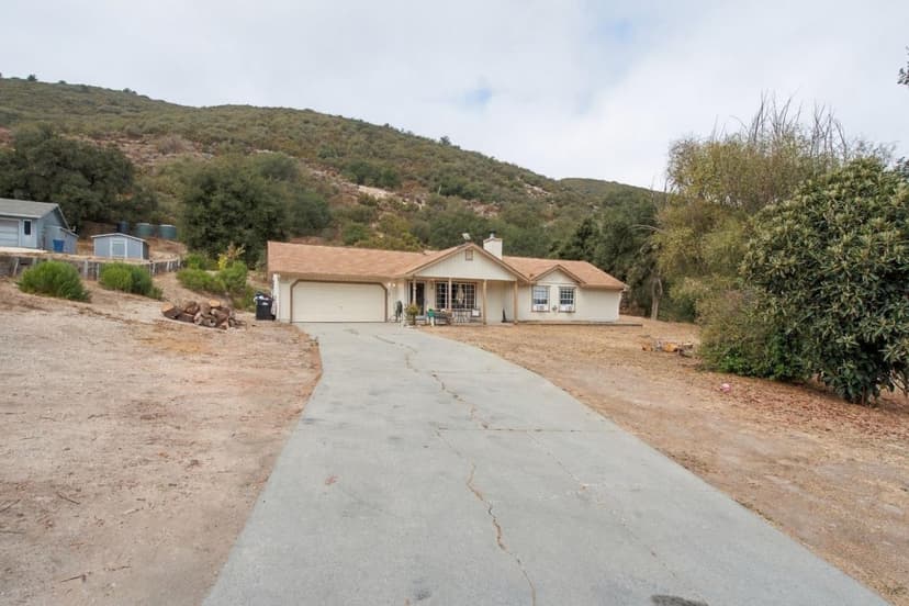 57982 Jolon Road - Photo 1 of 8