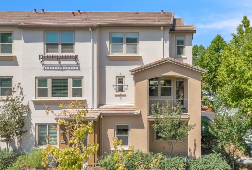 2799 Montecito Vista Way - Photo 1 of 8