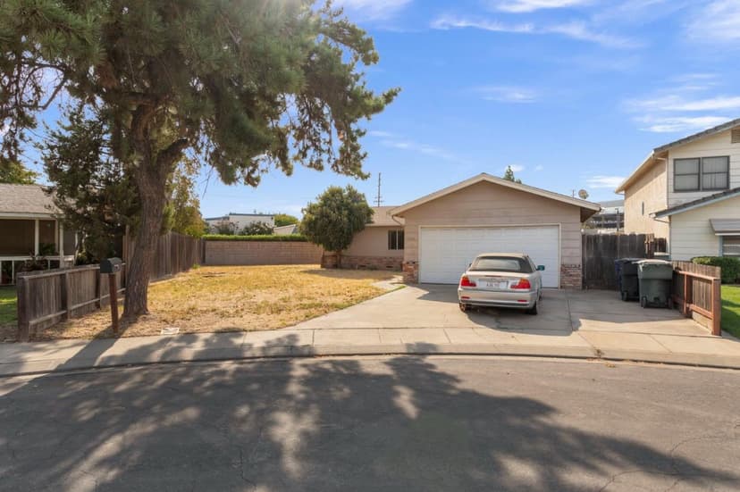 1936 Reseda Lane - Photo 1 of 8