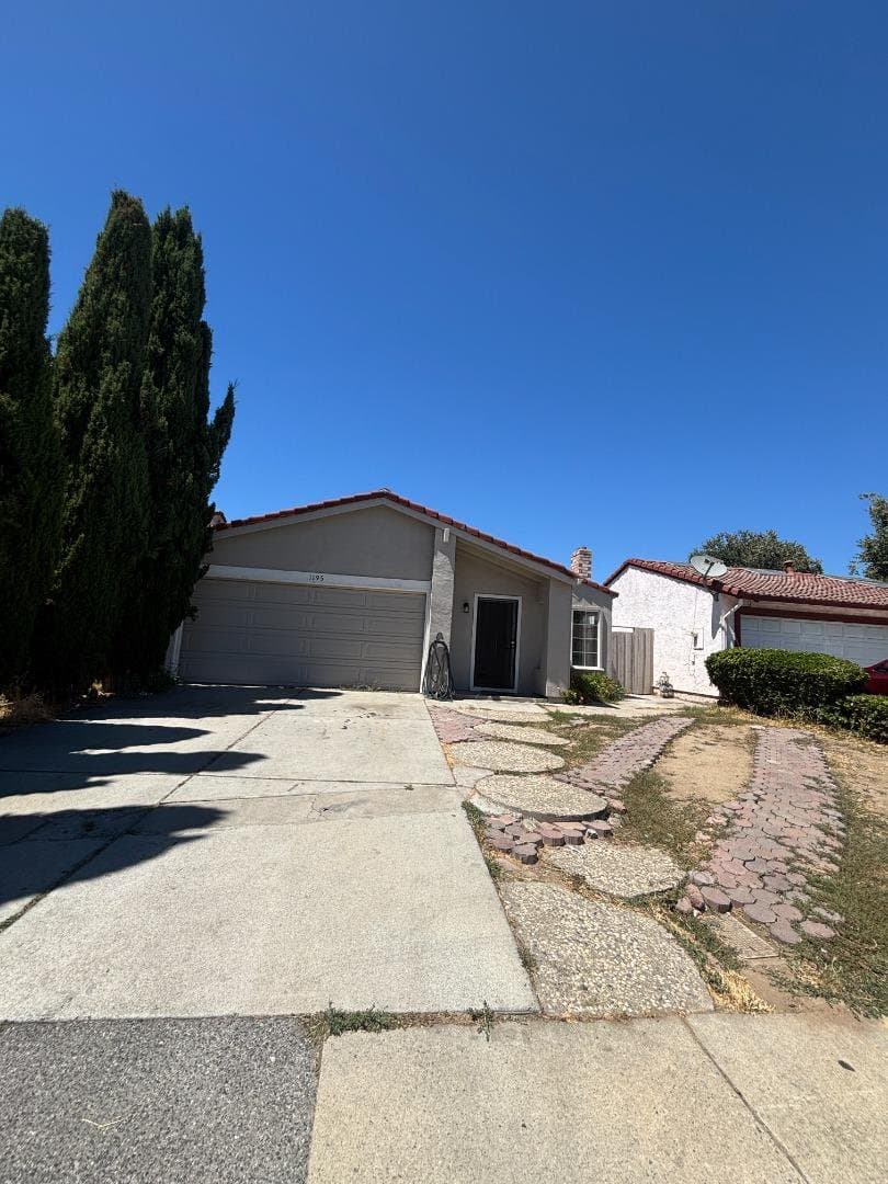 1195 Spiro Drive - Photo 1 of 8