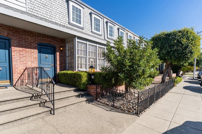 523 Maple Street - Photo 1 of 8