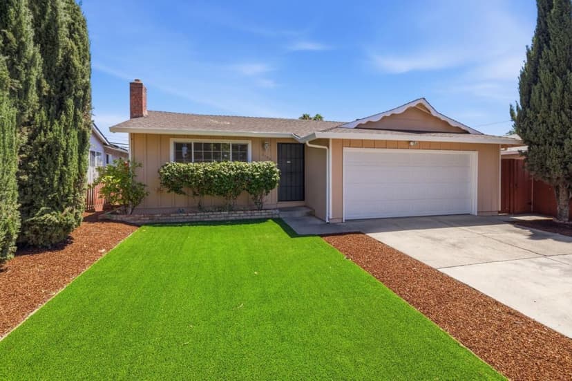 3190 Golf Drive - Photo 1 of 8