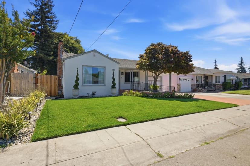 21968 Orange Avenue - Photo 1 of 8