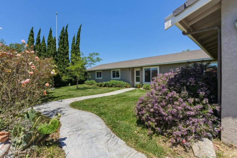 38780 Dinosaur Point Road - Photo 1 of 8