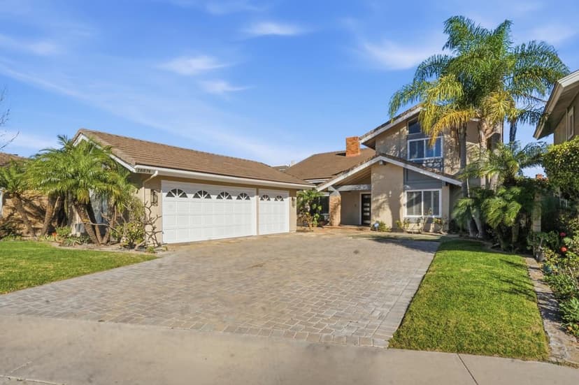 18874 Mount Cimarron Street - Photo 1 of 8