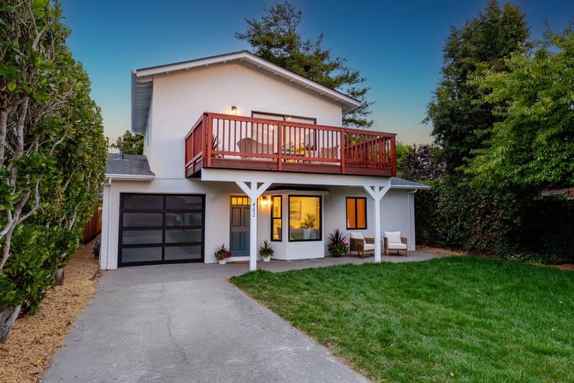 462 Hampstead Way - Photo 1 of 8