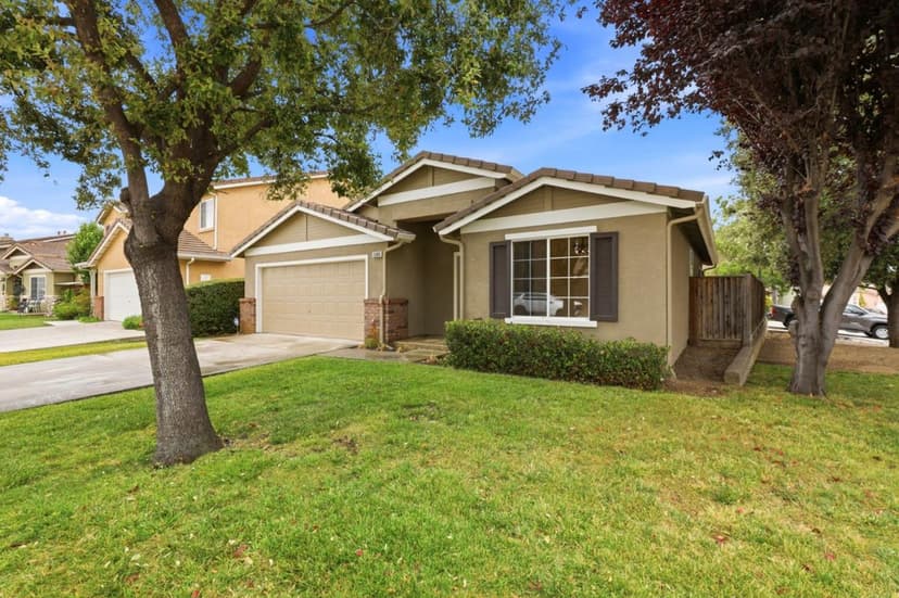 2500 Sadies Drive - Photo 1 of 8