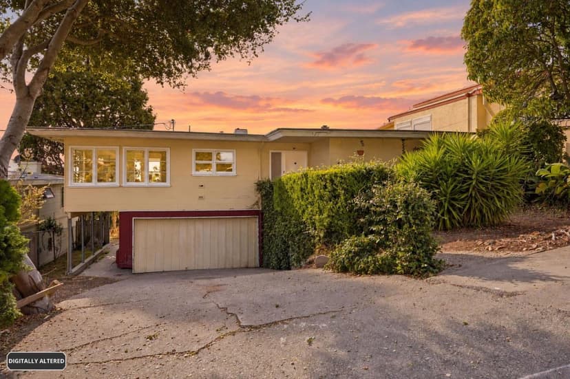 521 SEA VIEW Drive - Photo 1 of 8
